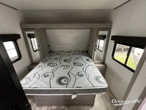2023 Dutchmen Kodiak SE 27SBH RV Photo 2