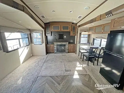 2016 Forest River Cedar Creek Silverback 29RE RV Photo 2