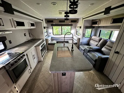 2022 Palomino Puma 315BHTS RV Photo 2