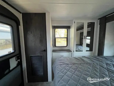 2023 Keystone Retreat 391LOFT RV Photo 2