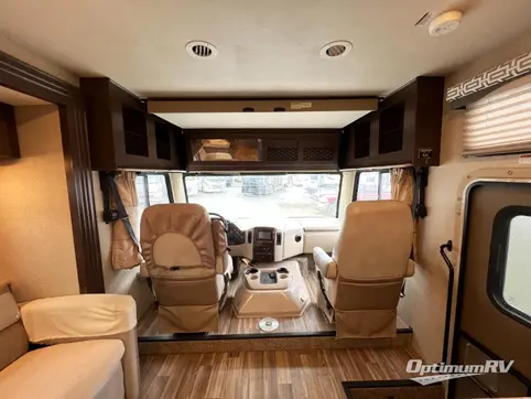 2017 Thor ACE ACE 29.3 RV Photo 2