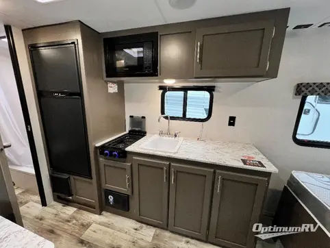 2024 KZ SPORTSMEN CLASSIC 170MB RV Photo 2