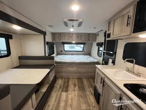 2022 KZ SPORTSMEN CLASSIC 191BHK RV Photo 3
