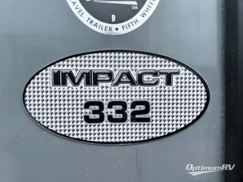 2017 Keystone Impact 332 RV Photo 4