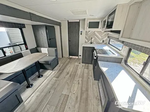 2023 KZ Sportsmen SE 281BHSE RV Photo 2