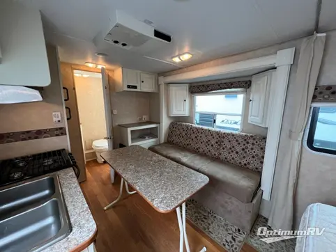 2010 Cruiser Shadow Cruiser S-195WBS RV Photo 2