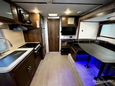 2019 Keystone Passport 199ML Express RV Photo 2