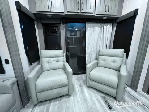 2024 KZ Durango Gold G382MBQ RV Photo 2