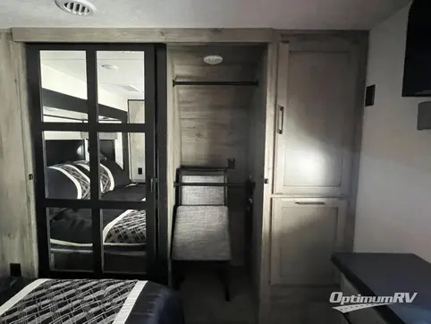 2024 KZ Durango Gold G382MBQ RV Photo 2