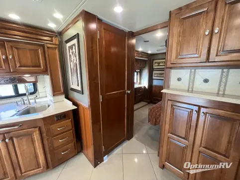 2013 Tiffin Phaeton 40 QBH RV Photo 3