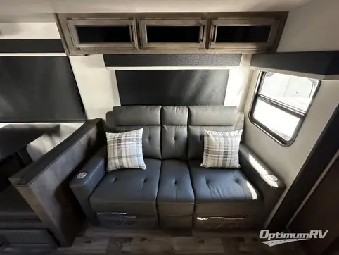 2024 Venture SportTrek Touring Edition STT272VRK RV Photo 3