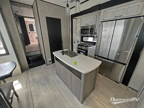 2023 KZ Durango Gold G387FLF RV Photo 3