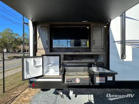 2024 Venture SportTrek ST332VBH RV Photo 4