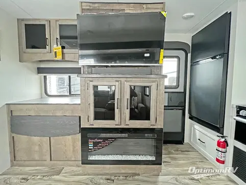 2024 Venture SportTrek ST251VRK RV Photo 3