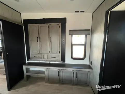 2023 KZ Durango Gold 349DBF RV Photo 3