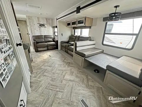 2023 Palomino Puma 31FKRK RV Photo 3