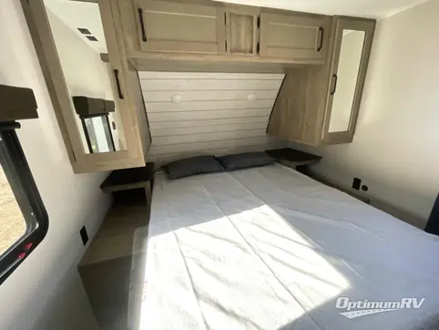 2024 Palomino Puma 29BHQB RV Photo 4