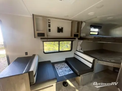 2024 Palomino Puma 25BHS RV Photo 3