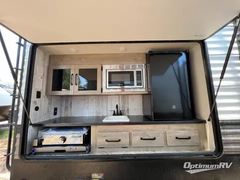 2023 Palomino Puma 32RBFQ RV Photo 2