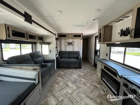 2023 Palomino Puma 30RKQS RV Photo 2