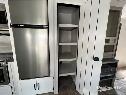 2023 Palomino Puma 31FKRK RV Photo 4