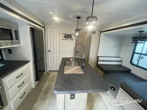 2024 Palomino Puma 32BHFS RV Photo 2