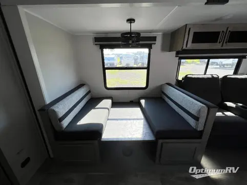2024 Palomino Puma 32BHFS RV Photo 2