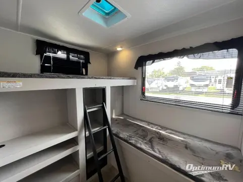 2024 Heartland Prowler 320SBH RV Photo 4
