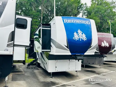 New 2024 Redwood Redwood 4120GK Featured Photo