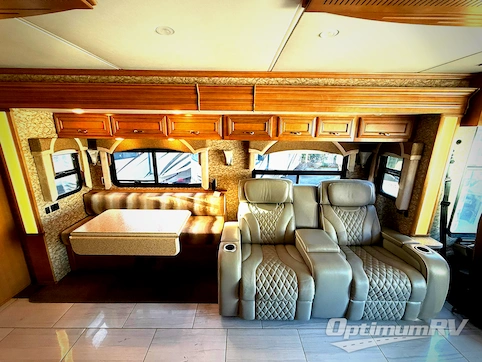 2015 Newmar Ventana 4311 RV Photo 2