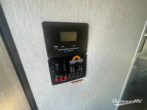 2024 Sunset Park Sun Lite 16BH RV Photo 4