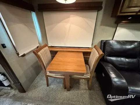 2014 Heartland Landmark SAN ANTONIO RV Photo 3