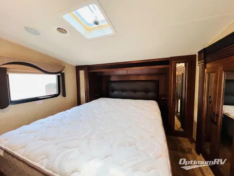 2014 Jayco Eagle HT 26.5RLS RV Photo 4