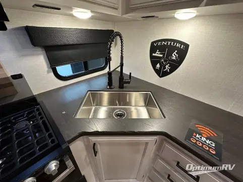 2024 Venture Stratus 281VFD RV Photo 4
