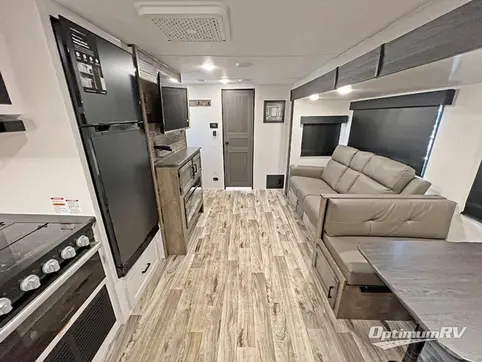 2024 Venture Stratus 261VRB RV Photo 3