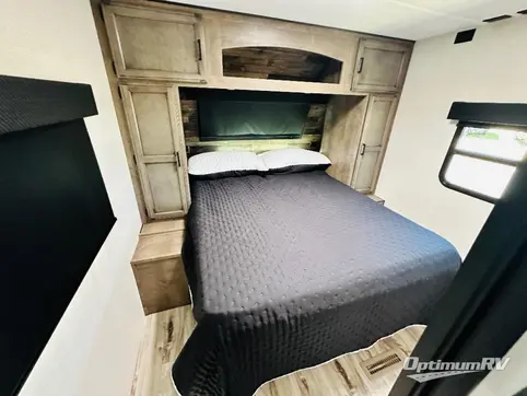 2024 Venture Stratus 261VRB RV Photo 2