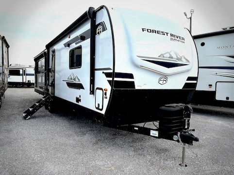 New 2025 Forest River Grand Surveyor 305RLBS Featured Photo