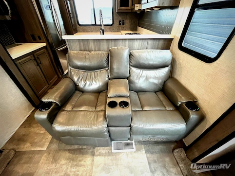 2021 CrossRoads Cameo CE3975CK RV Photo 3