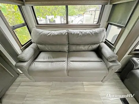 2021 Alliance Paradigm 365RD RV Photo 3