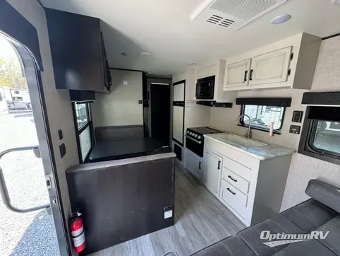 2022 Jayco Jay Flight SLX 8 264BH RV Photo 4