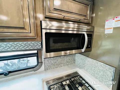 2021 Forest River Georgetown 7 Series 36D7 RV Photo 3