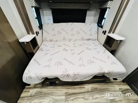 2021 Forest River Georgetown 7 Series 36D7 RV Photo 4