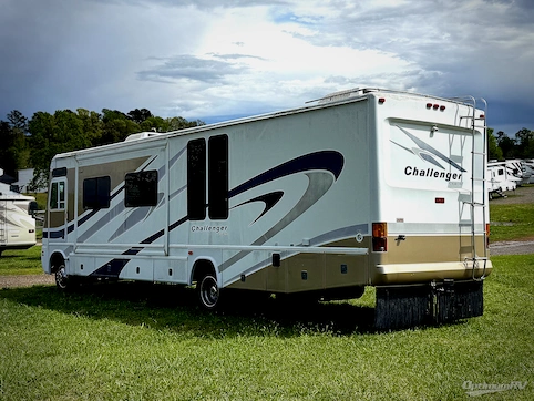 2004 Damon CHALLENGER 353 RV Floorplan Photo