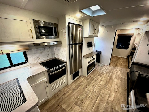 2022 Dutchmen Astoria 3203BH RV Photo 2