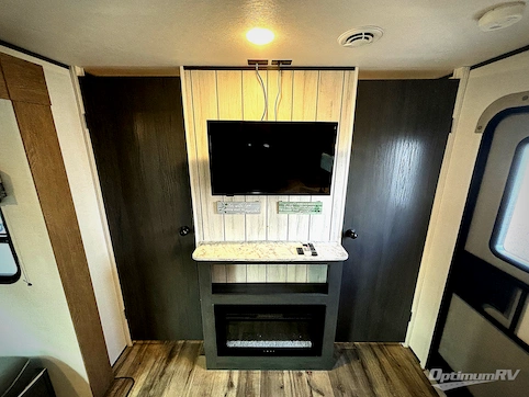 2024 Dutchmen Aspen Trail LE 26BH RV Photo 3