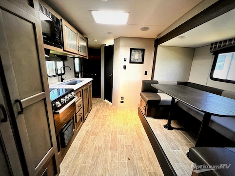 2021 Venture Sonic SN211VRB RV Photo 2