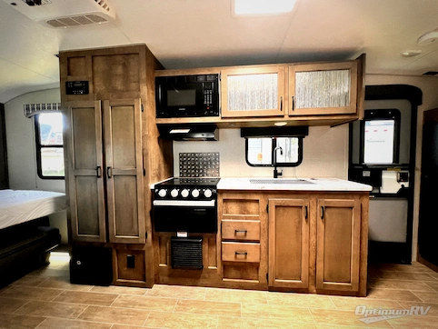 2021 Venture Sonic SN211VRB RV Photo 3