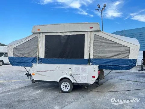 2008 Coachmen Clipper Sport 806 RV Photo 3