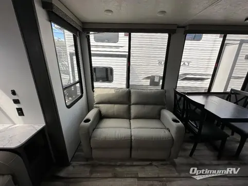 2024 Dutchmen Aspen Trail 390LOFT RV Photo 2