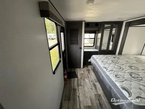 2024 Dutchmen Aspen Trail 390LOFT RV Photo 4